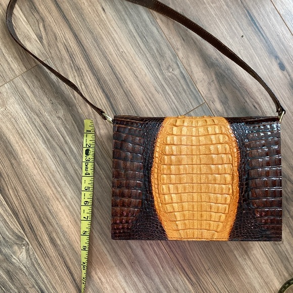 Vintage genuine crocodile handbag - Picture 9 of 17